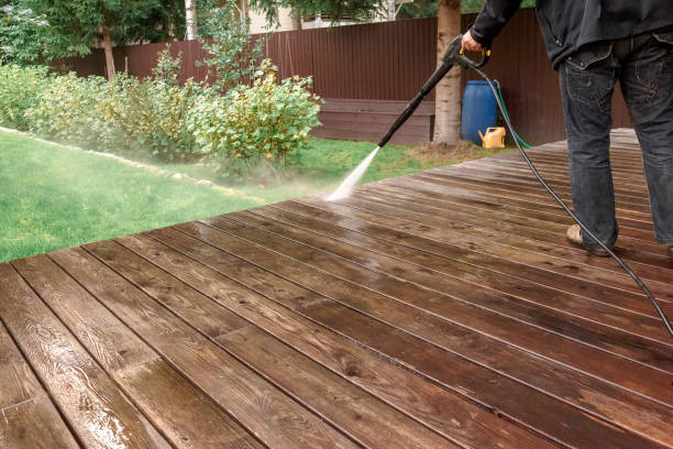 Best Pool Deck Cleaning  in Brielle, NJ
